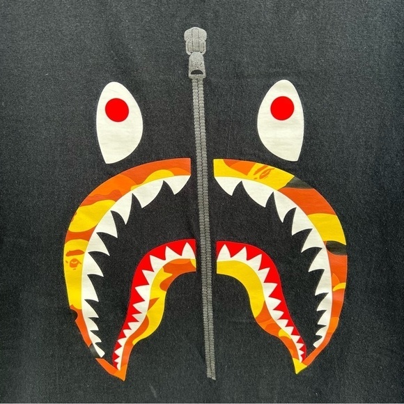 BAPE A Bathing Ape Yellow Orange Camo Shark T-Shirt Short Sleeve Large - Picture 5 of 10
